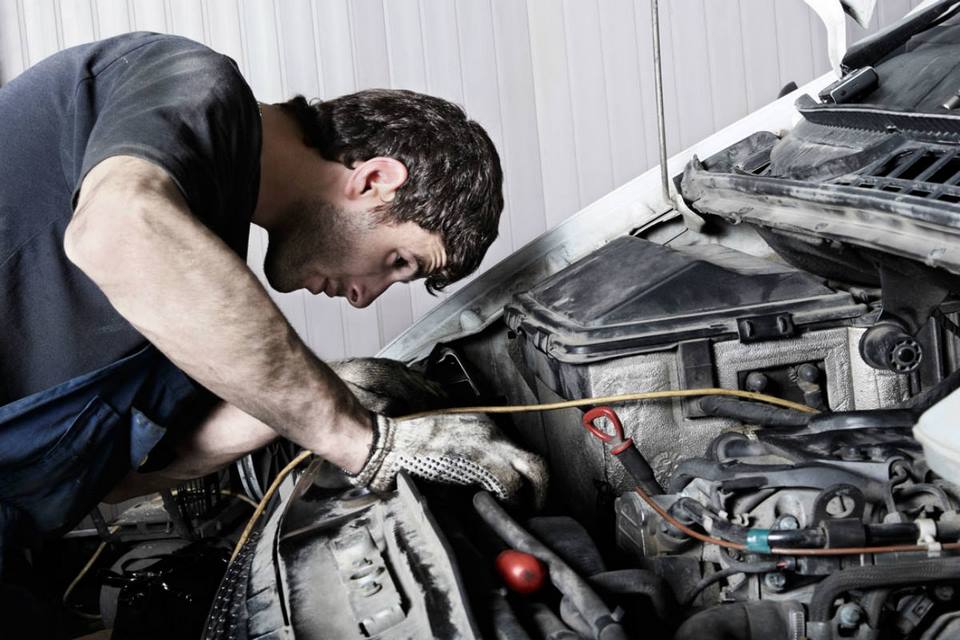Consejos para encontrar un taller mecánico para tu auto