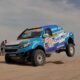 camioneta chevrolet de rally dakar en desierto