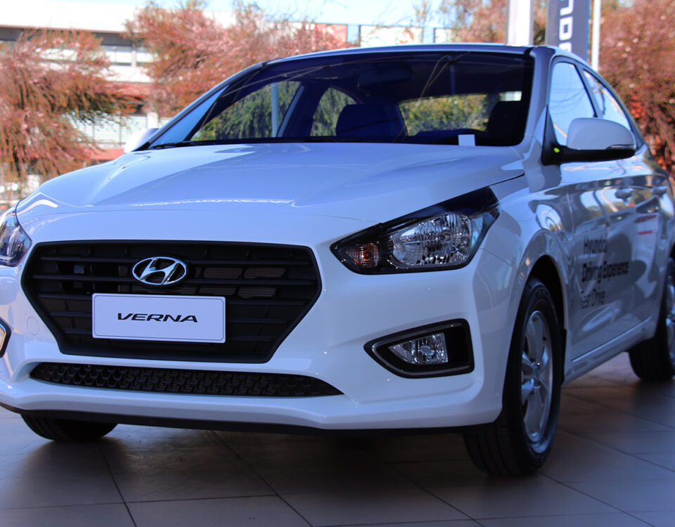Hyundai-Verna-exterior