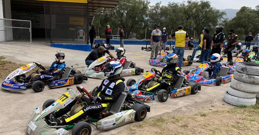 Michelet Y Santamaria dominaron la primera fecha del IAME X30